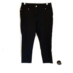 💜Chicos “So Slimming” 2 petite black pants💜